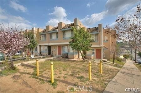 Building Photo - 4904 Ithaca Ave Unit 5