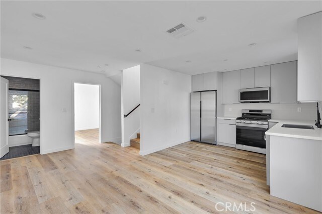 Photo - 1736 Carmona Ave