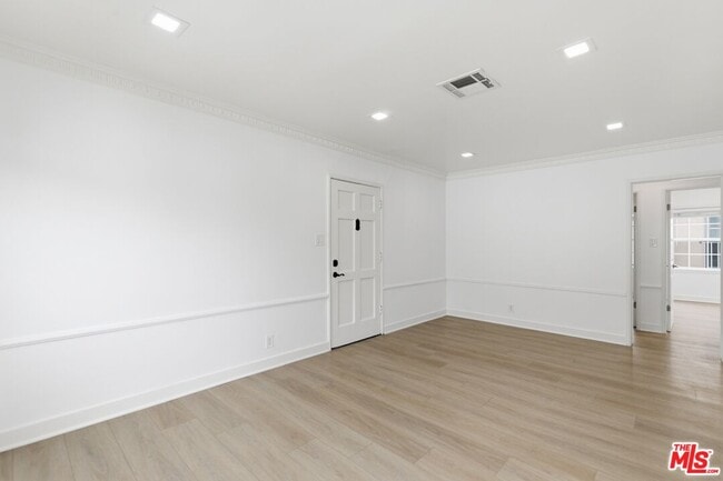 Photo - 8613 W Olympic Blvd