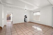 Photo - 533 Hibiscus Ct