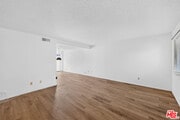 Photo - 19221 Sherman Way