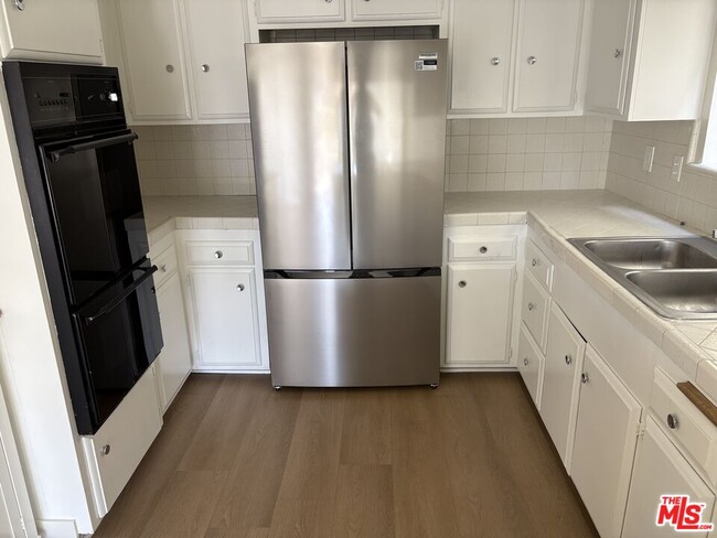 Photo - 2300 Grand Canal