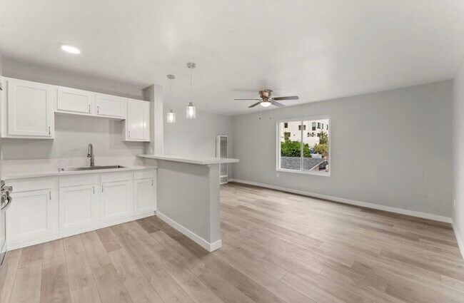 Photo - 320 Willie James Jones Ave