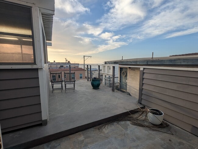 Building Photo - 3604 Alma Ave Unit C