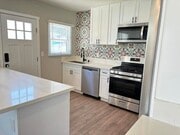 Photo - 181 N Waverly St House