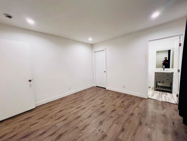 Photo - 3322 W 66th St Unit 1