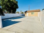 Photo - 134 E Cluster St
