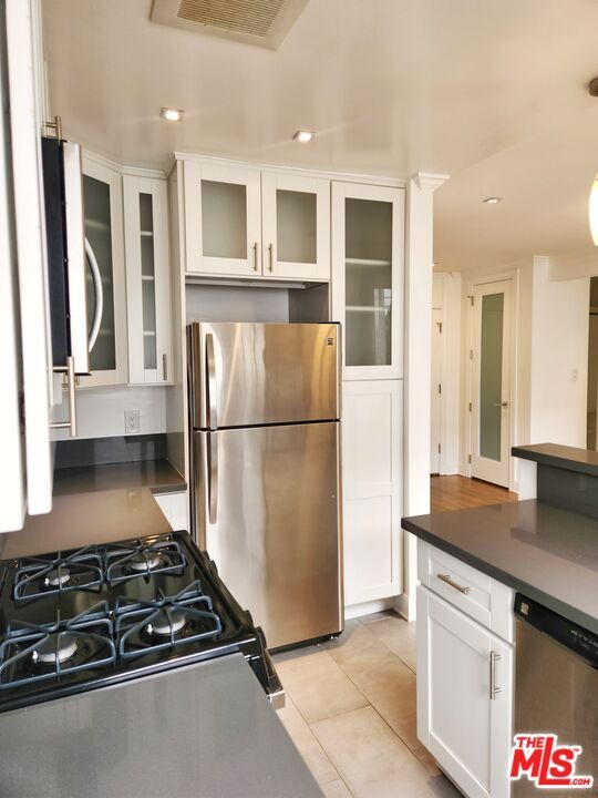 Photo - 136 San Vicente Blvd Unit A