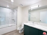Photo - 1037 Dewey Ave Unit 501