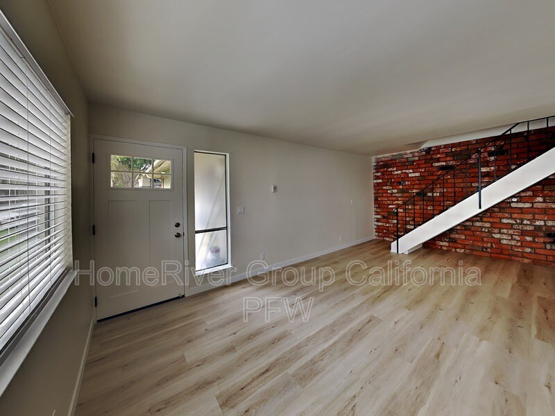 3D Tour - 2622 Spinnaker Ave House