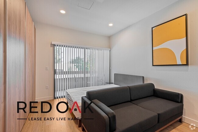 Building Photo - 7810 Topanga Canyon Blvd Unit 205B Rental