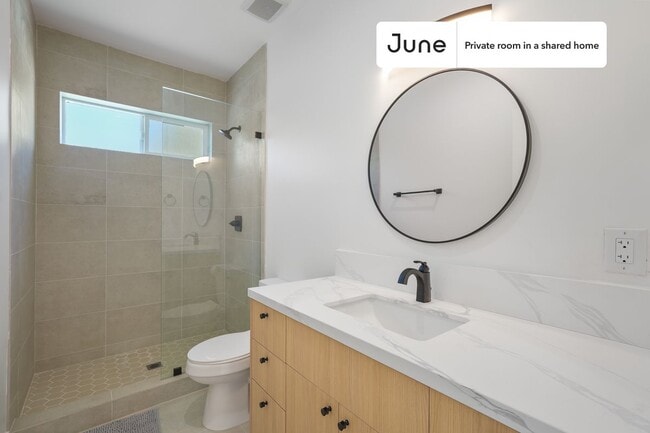 Photo - Room in Shared 4 bed/3 bath home Unit D