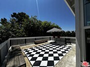 Photo - 19555 Oxnard St House
