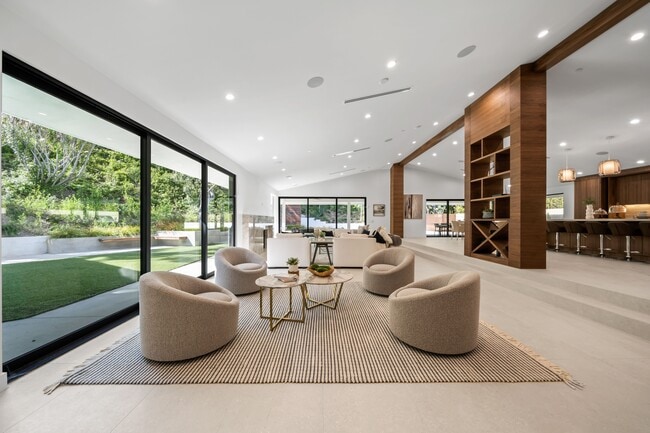 Photo - 16105 Clear Oak Dr