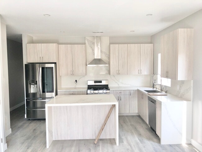 Photo - 1348 Carmona Ave Condo Unit 1
