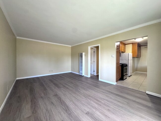 Photo - 3676 Redondo Beach Blvd Unit A