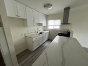 Photo - 2428 Michigan Ave Apartment Unit 2