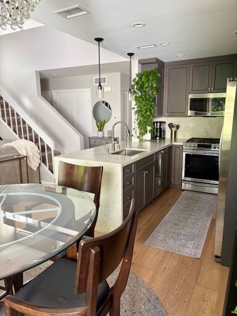 Building Photo - 701 Kettner Blvd Unit 6