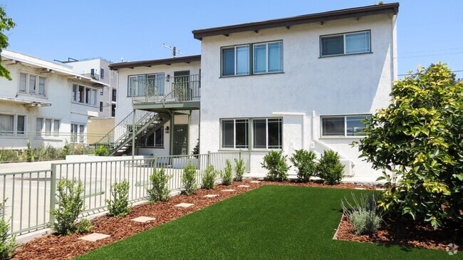 Building Photo - 1268 S Muirfield Rd Unit #1268 Rental
