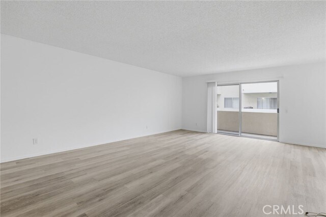 Photo - 5400 Lindley Ave Unit 121