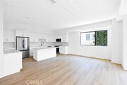 Photo - 4827 Oakwood Ave Townhome