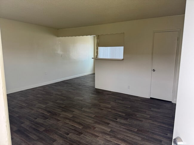 Building Photo - 6248 N San Gabriel Blvd Rental