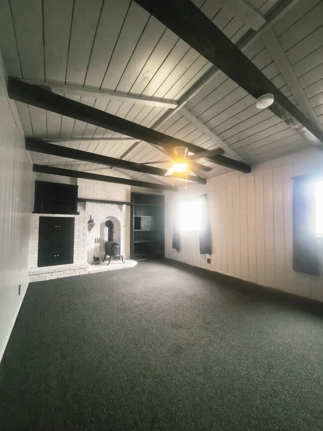 Photo - 737 Edgar Ave