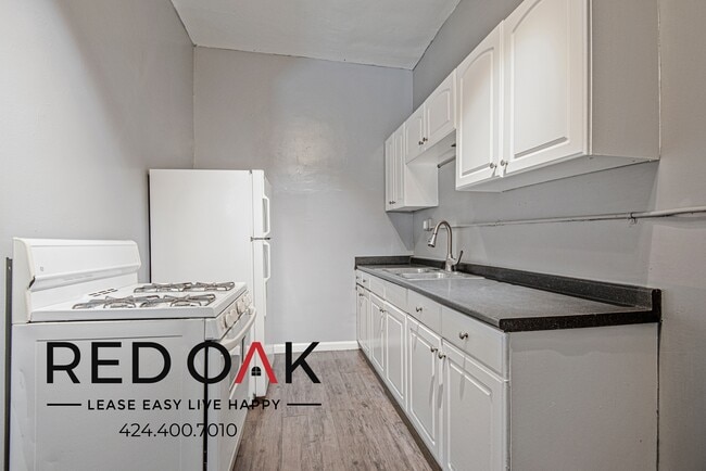 Photo - 854 S Oxford Ave Unit 108