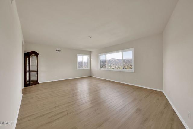 Photo - 1537 Silverwood Dr