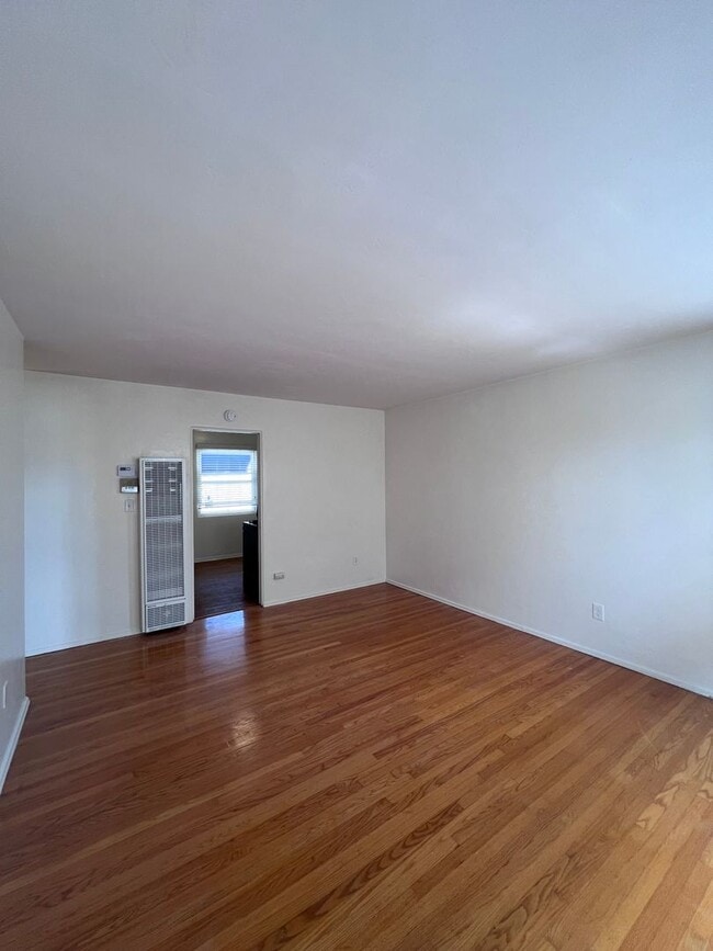Photo - 4720-34 Wilson Ave Unit 4726