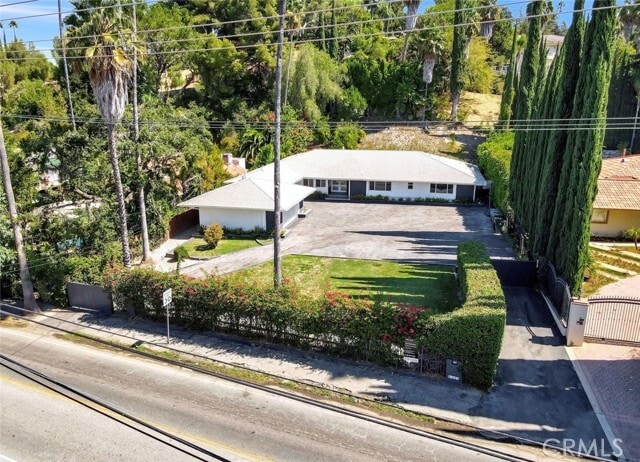 Photo - 4450 Hayvenhurst Ave