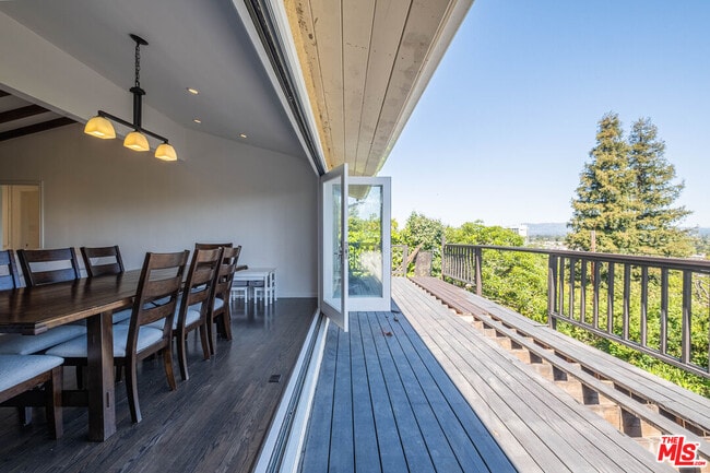 Photo - 14563 Round Valley Dr