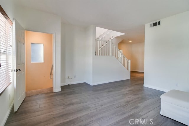 Photo - 620 E Walnut St