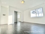 Photo - 4334 Berryman Ave Unit 5