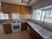 Photo - Silverlake's Home- 3 Bedrooms, 2 Bathrooms...