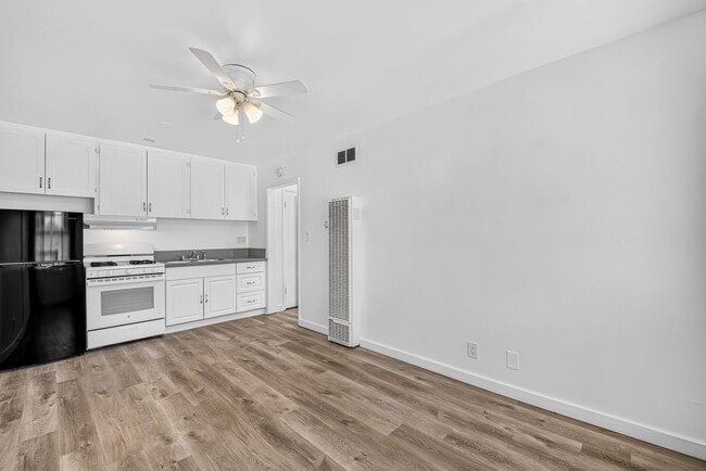 Photo - 203 W 3rd Ave Unit 319-D