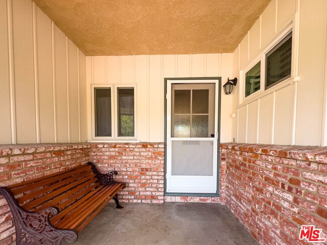 Photo - 626 Irving Dr