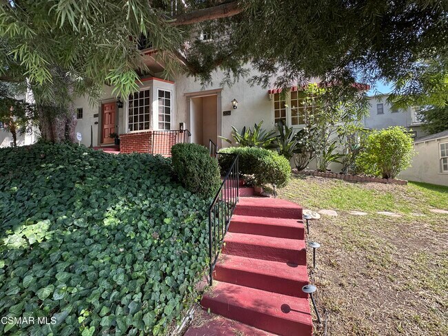 Photo - 3136 Griffith Park Blvd