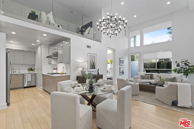 Building Photo - 600 Ridgeley Dr Unit 110