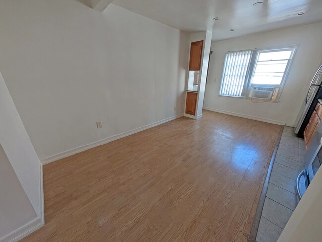 Photo - 1051 S Wooster St Unit 7