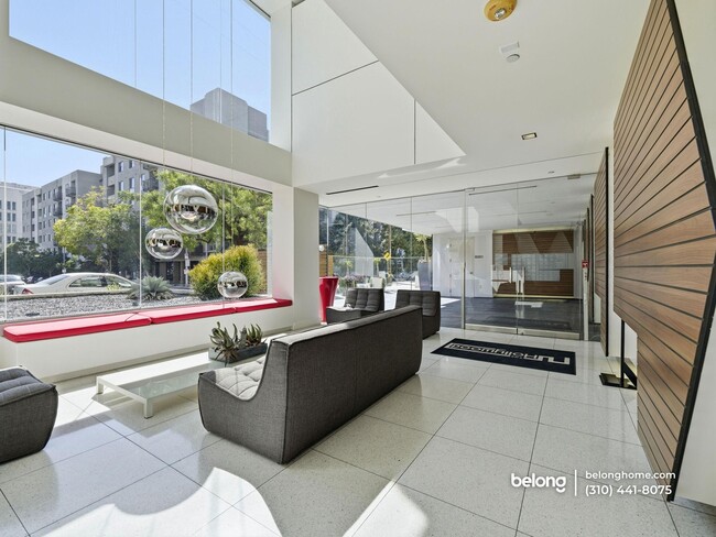 Photo - 6735 Yucca St Unit 406