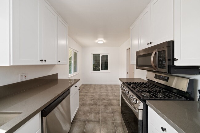 Photo - 734 Linden Ave Condo Unit 1