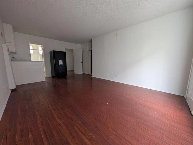 Photo - 3630 Westwood Blvd Unit 4