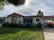 Photo - 822 W 110th St