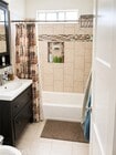 Photo - 611 W Walnut Ave