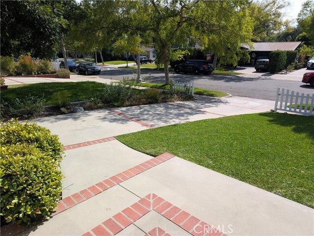 Photo - 582 N Sunnyslope Ave