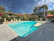 Photo - Rancho Monterey Apartments