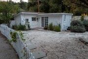 guest studio - 1411 Bonnell Dr