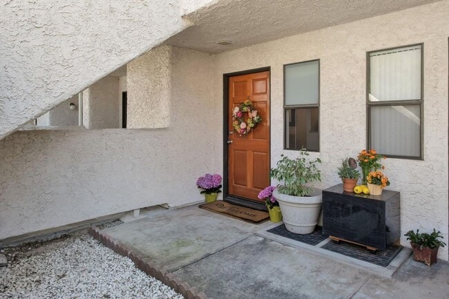 Photo - 2660 Lake Ave Unit 4