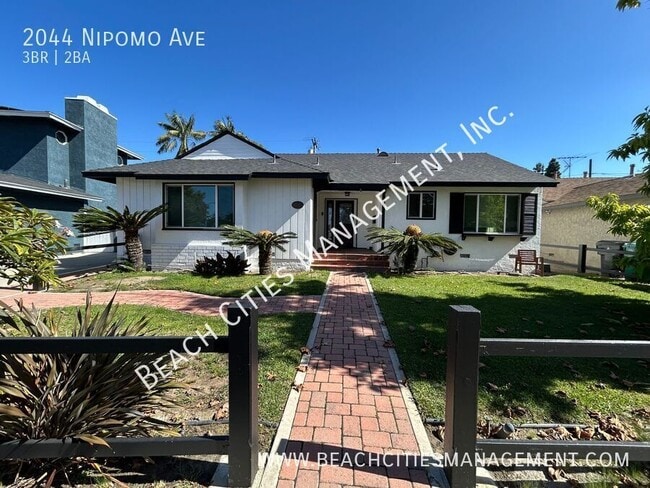 Building Photo - 2044 Nipomo Ave